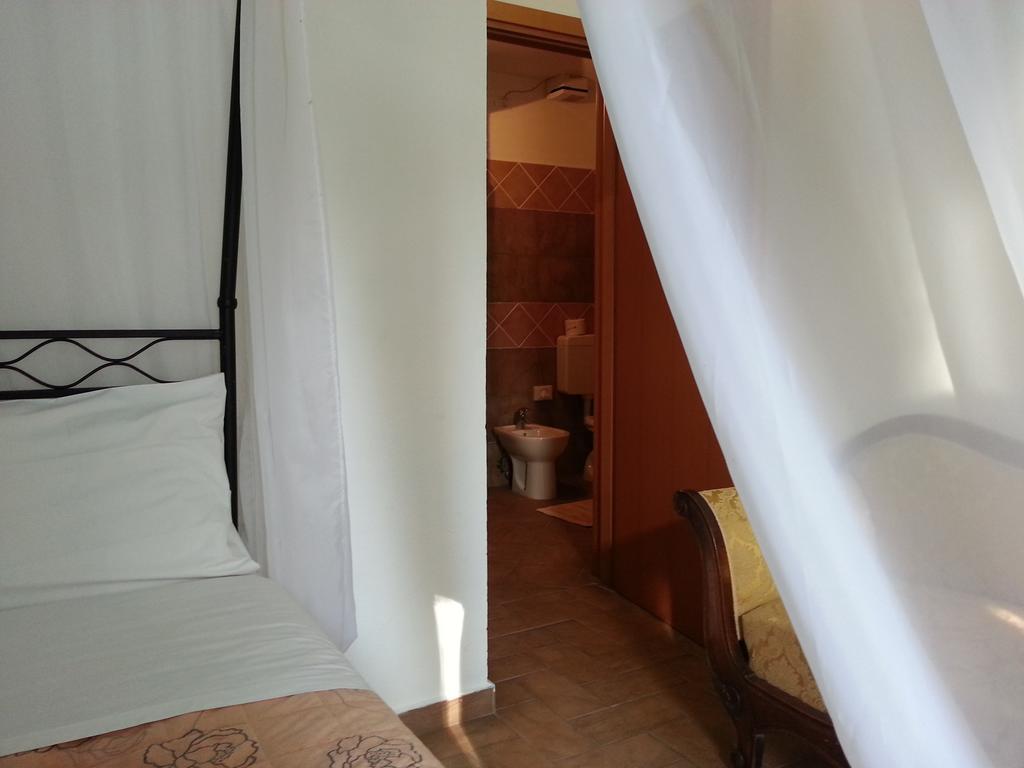Agriturismo L'Angelina Villa Alfonsine Rum bild